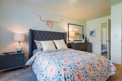 The Grove Apartments Bedroom